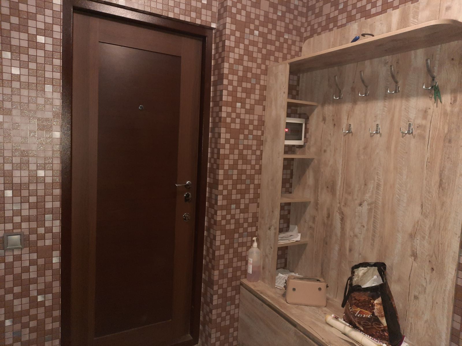 Продажа 2-комнатной квартиры 44 м², Тракторостроителей просп., 142