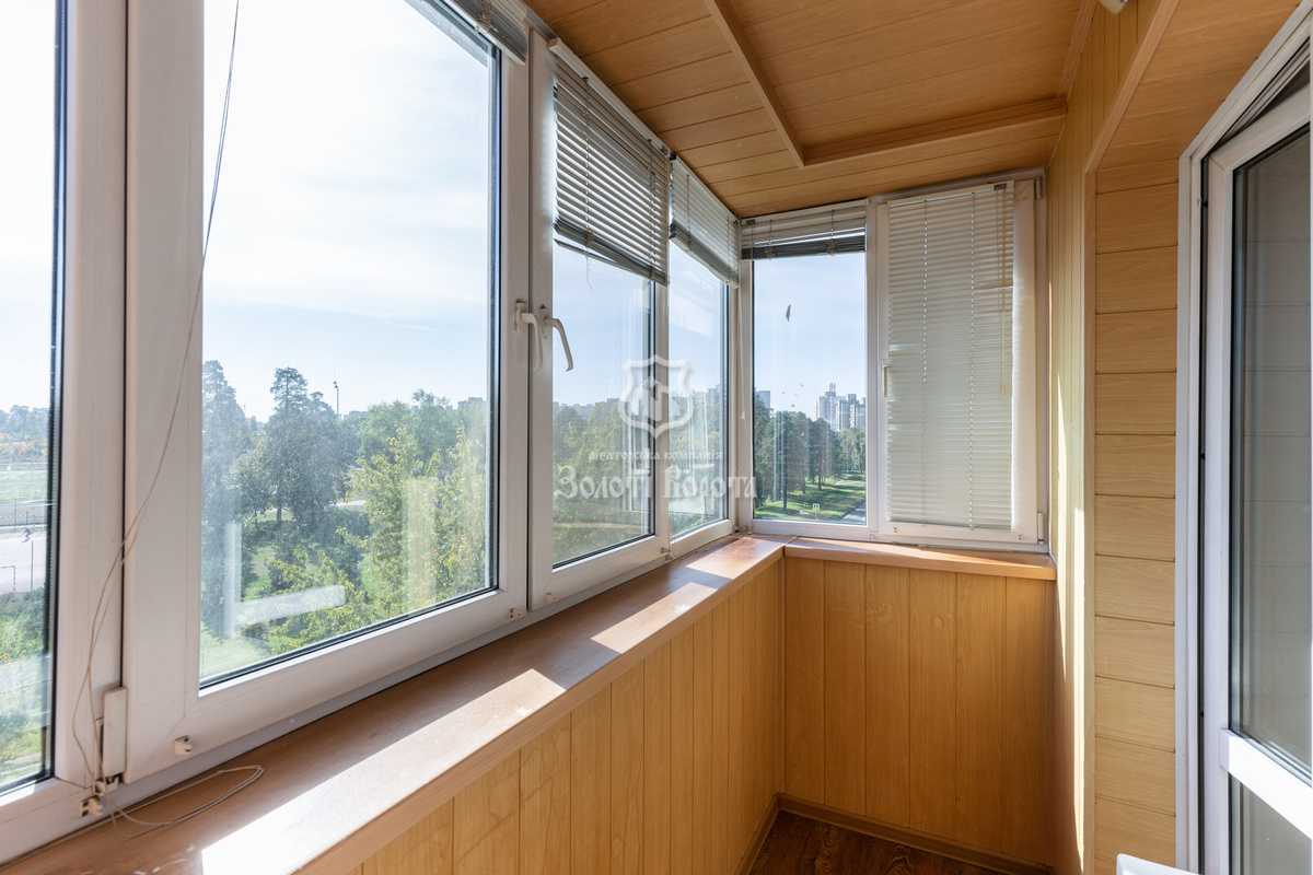 Продажа 1-комнатной квартиры 40 м², Тростянецкая ул., 97