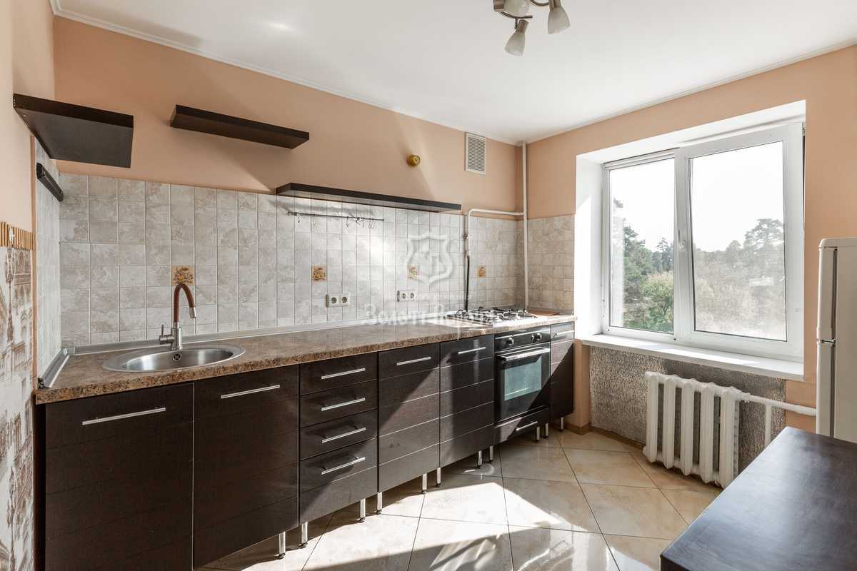 Продажа 1-комнатной квартиры 40 м², Тростянецкая ул., 97