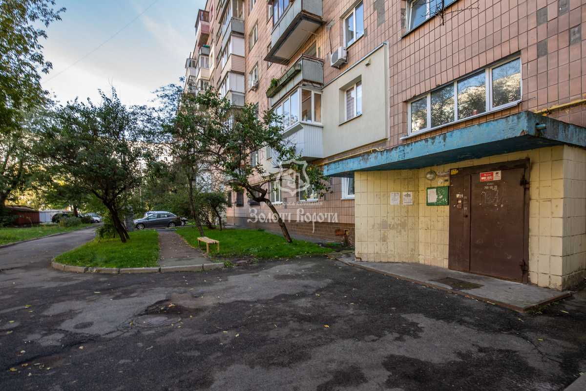 Продажа 1-комнатной квартиры 40 м², Тростянецкая ул., 97