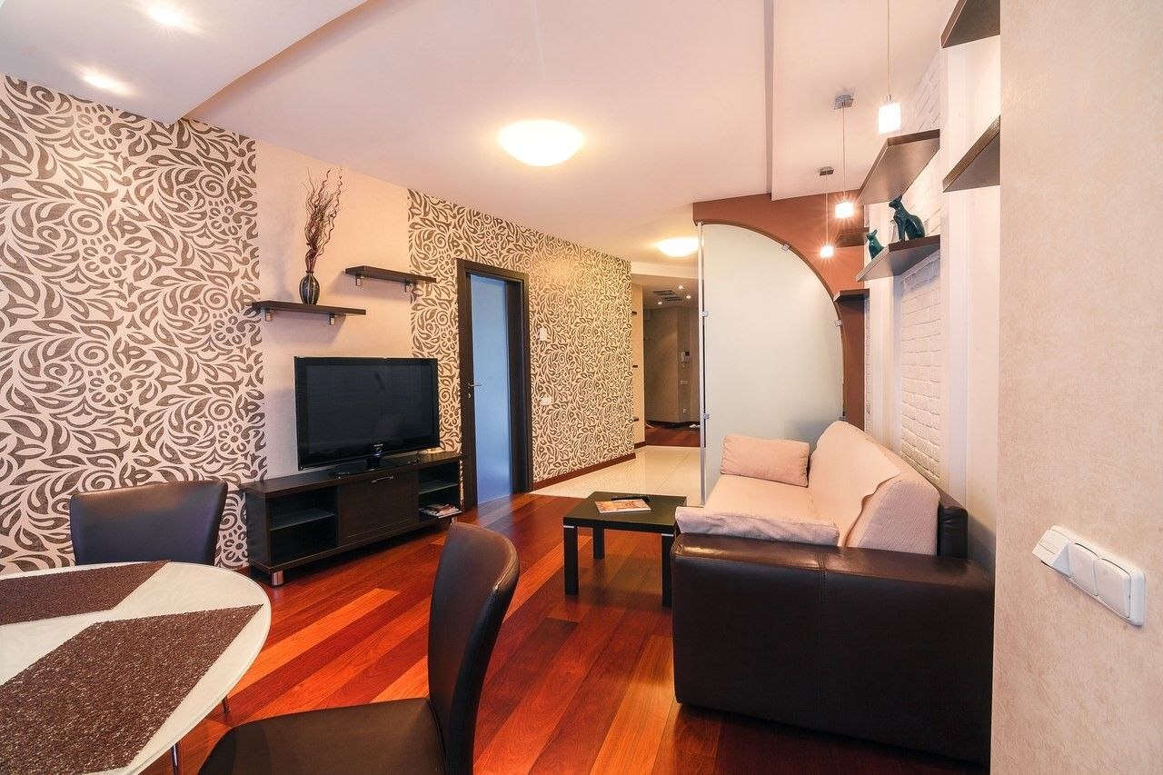 Аренда 2-комнатной квартиры 67 м², Глинки ул.