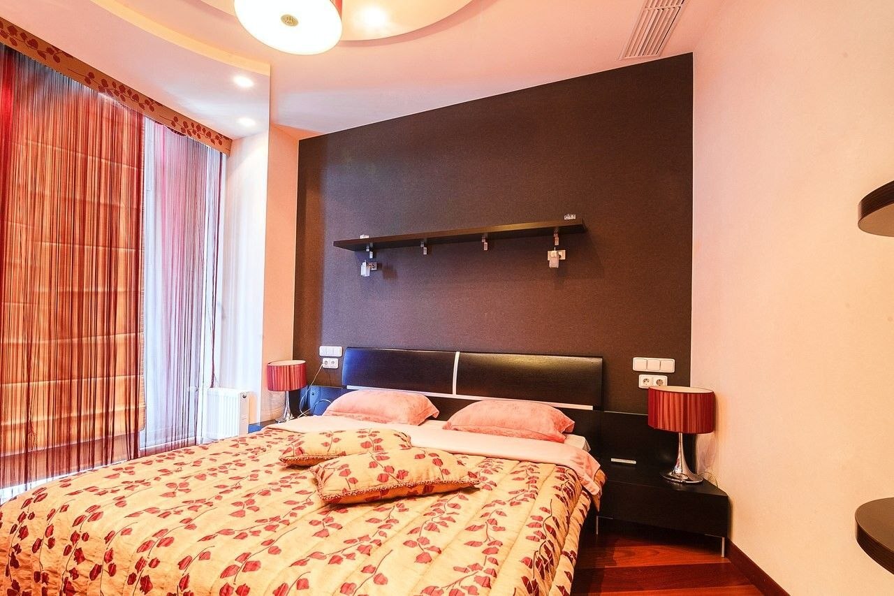 Аренда 2-комнатной квартиры 67 м², Глинки ул.