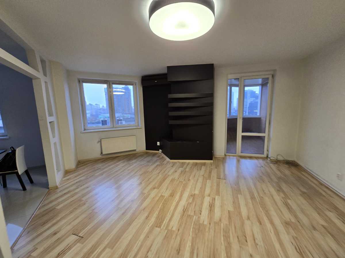 Продаж 4-кімнатної квартири 160.2 м², Раїси Окіпної вул., 4