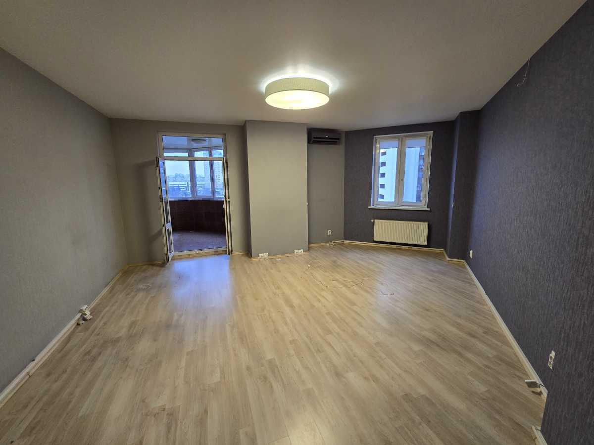 Продаж 4-кімнатної квартири 160.2 м², Раїси Окіпної вул., 4