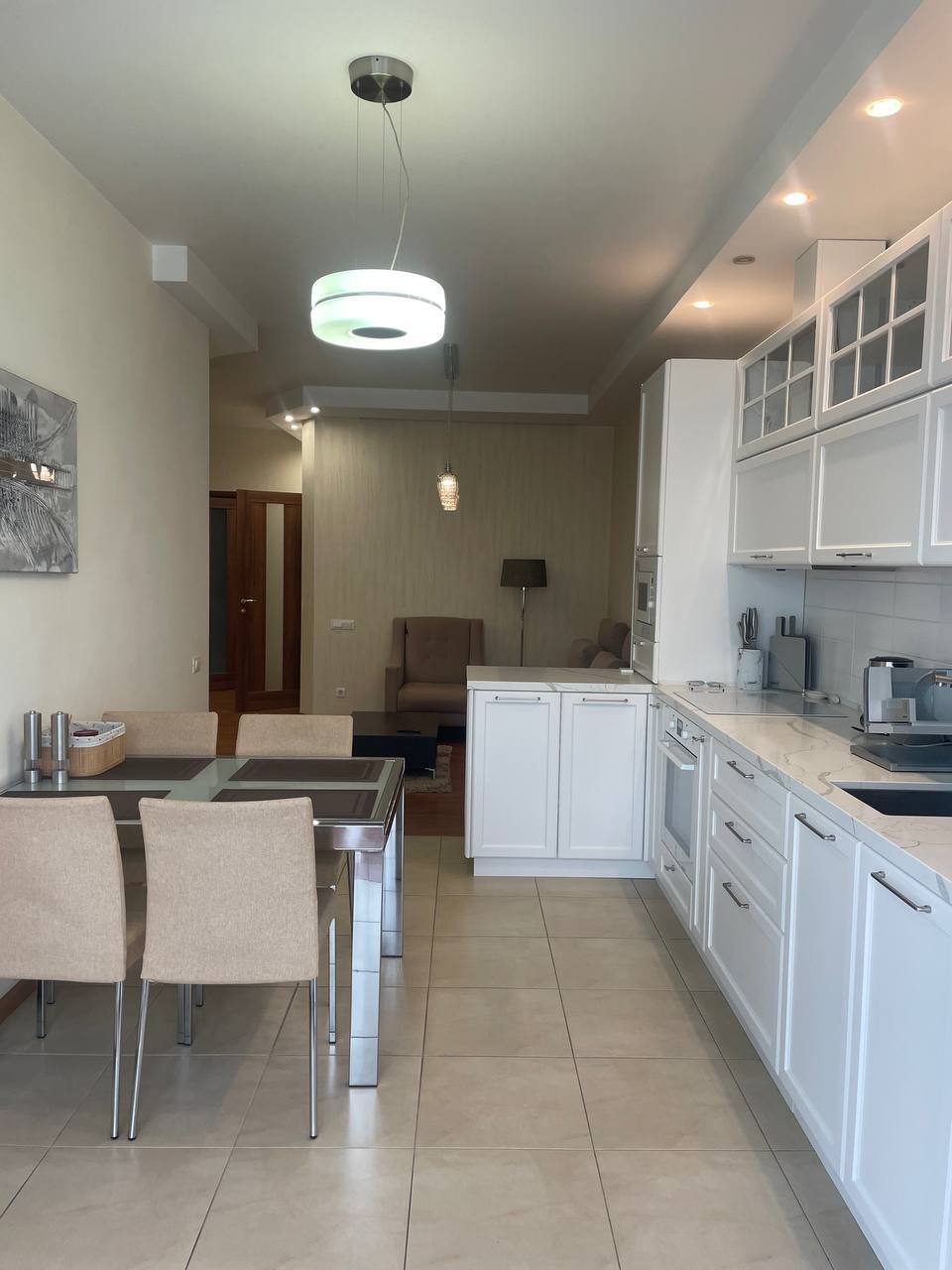 Аренда 2-комнатной квартиры 120 м², Тенистая ул., 30