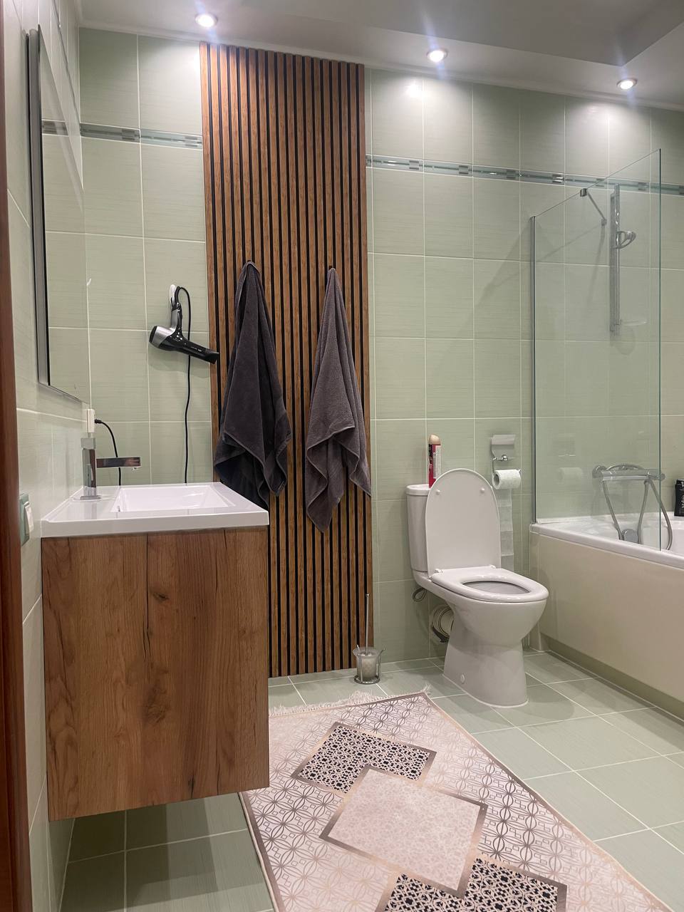 Аренда 2-комнатной квартиры 120 м², Тенистая ул., 30