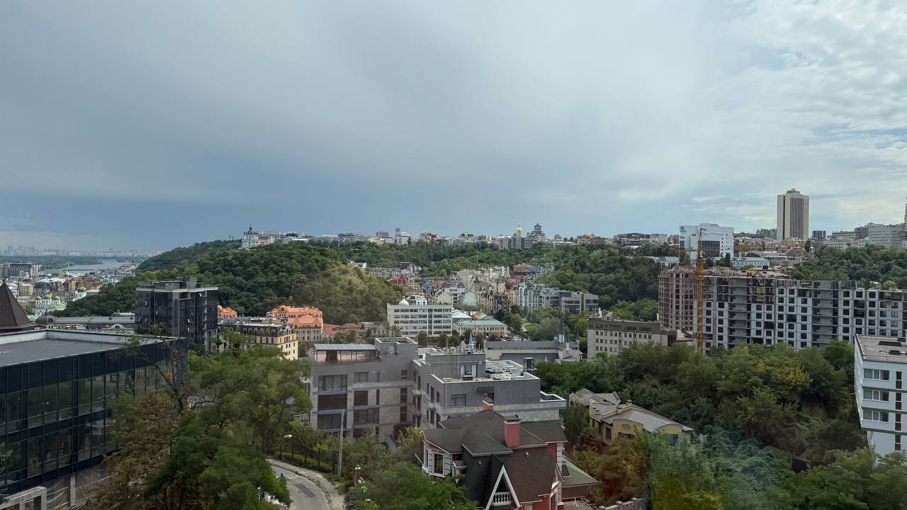 Продаж 2-кімнатної квартири 66 м², Олегівська вул., 36