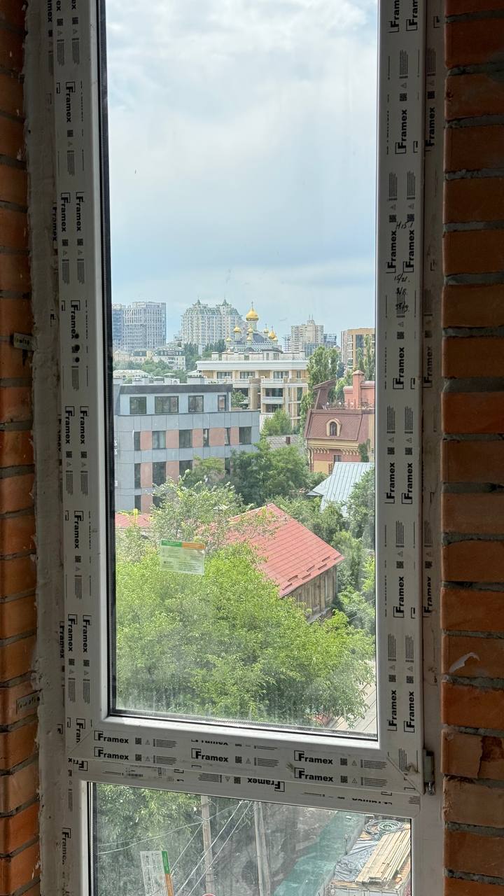 Продаж 2-кімнатної квартири 66 м², Олегівська вул., 36