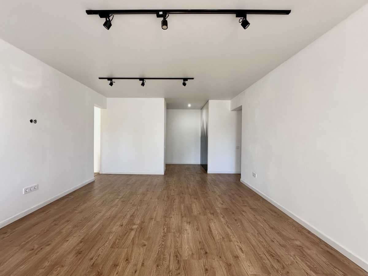 Продаж 4-кімнатної квартири 90 м², Святошинська вул., 4