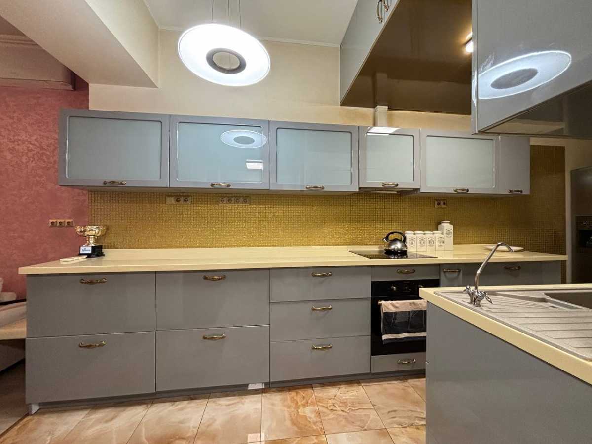 Продаж 2-кімнатної квартири 52 м², Велика Васильківська вул., 84