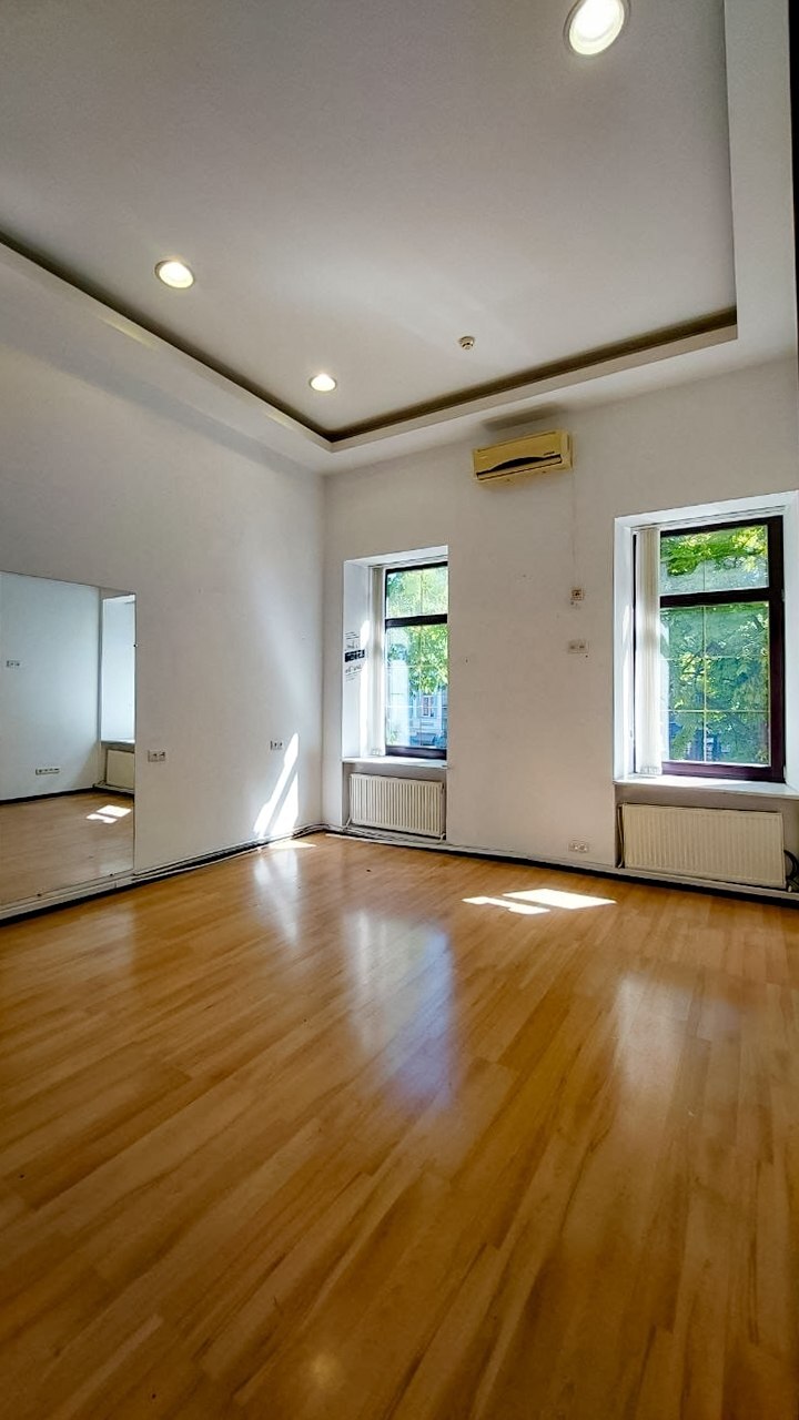 Аренда офиса 100 м², Пушкинская ул., 12