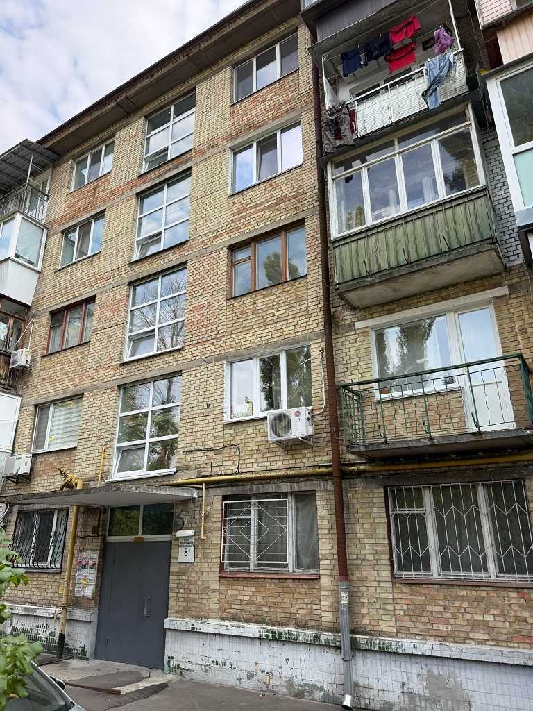 Оренда 2-кімнатної квартири 43 м², Академіка Богомольця вул., 8А