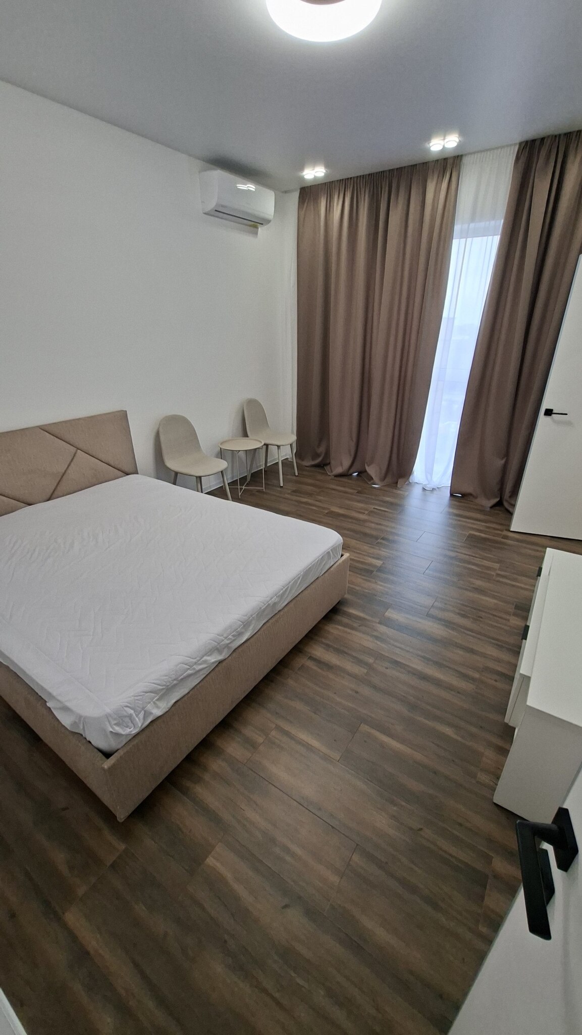 Аренда 2-комнатной квартиры 100 м², Гагарина просп.