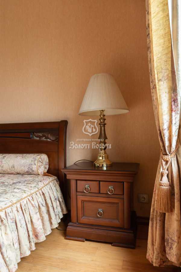 Продаж 3-кімнатної квартири 75.3 м², Миколи Кібальчича вул., Міхновського, 20