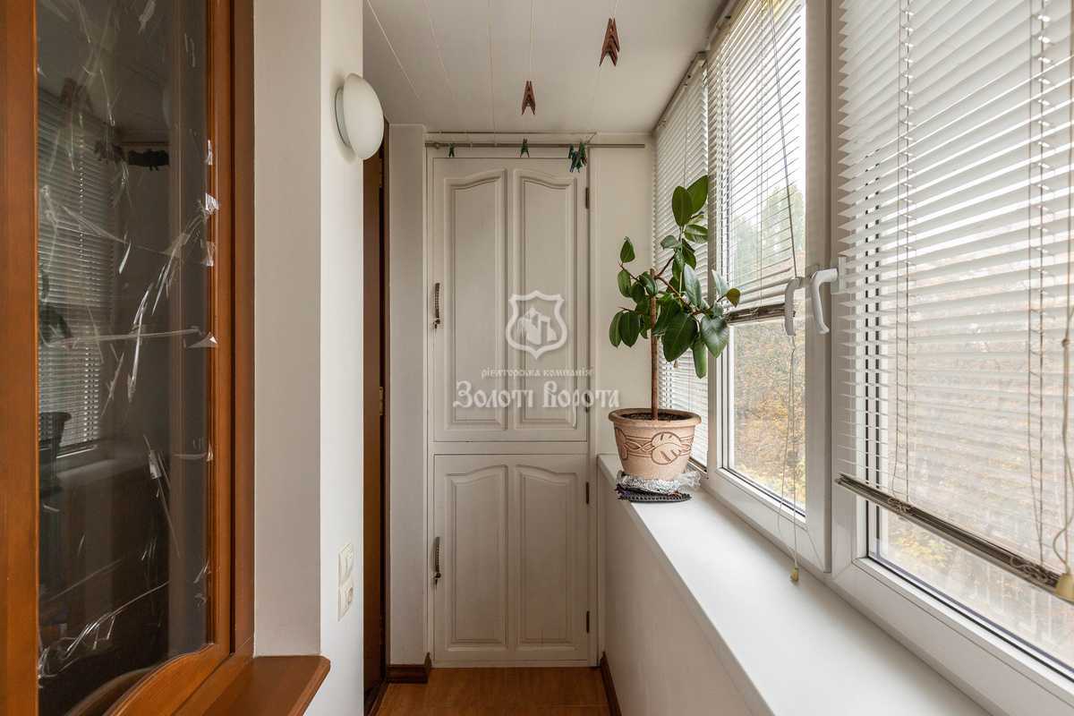 Продаж 3-кімнатної квартири 75.3 м², Миколи Кібальчича вул., Міхновського, 20