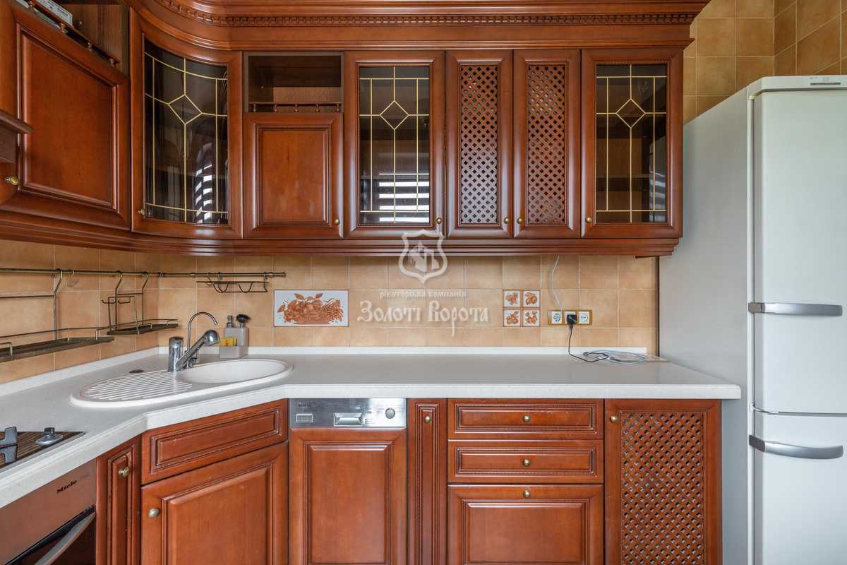 Продаж 3-кімнатної квартири 75.3 м², Миколи Кібальчича вул., Міхновського, 20