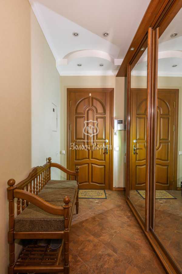 Продаж 3-кімнатної квартири 75.3 м², Миколи Кібальчича вул., Міхновського, 20