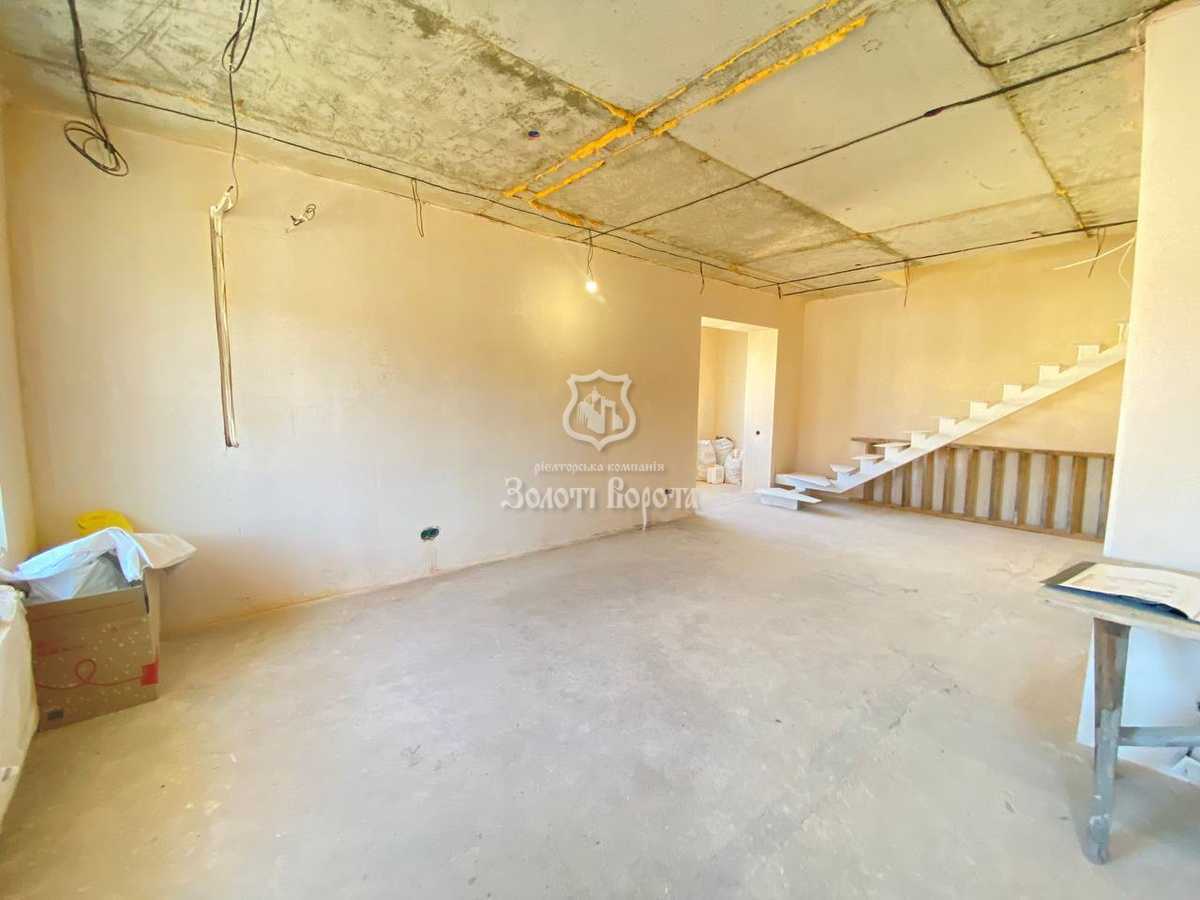 Продаж 3-кімнатної квартири 130 м², Тарасівська вул., 9