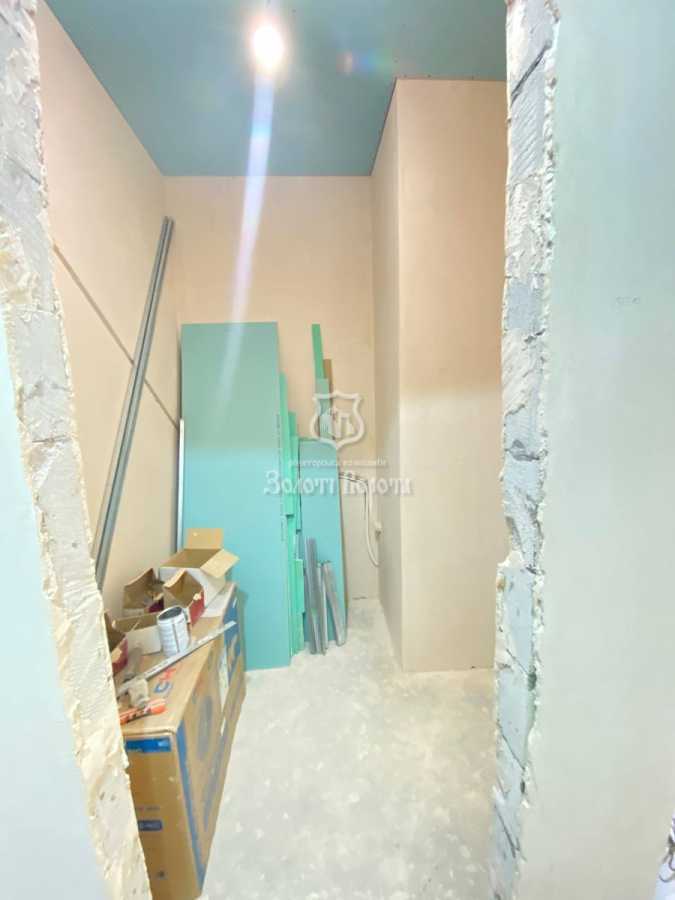 Продаж 3-кімнатної квартири 130 м², Тарасівська вул., 9