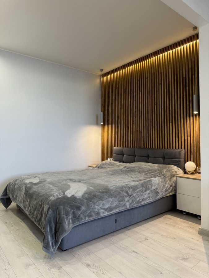 Продаж 2-кімнатної квартири 60 м², Новомостицька вул., 15