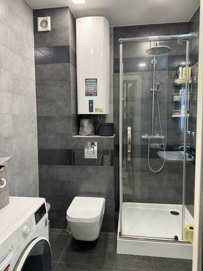 Продаж 2-кімнатної квартири 60 м², Новомостицька вул., 15