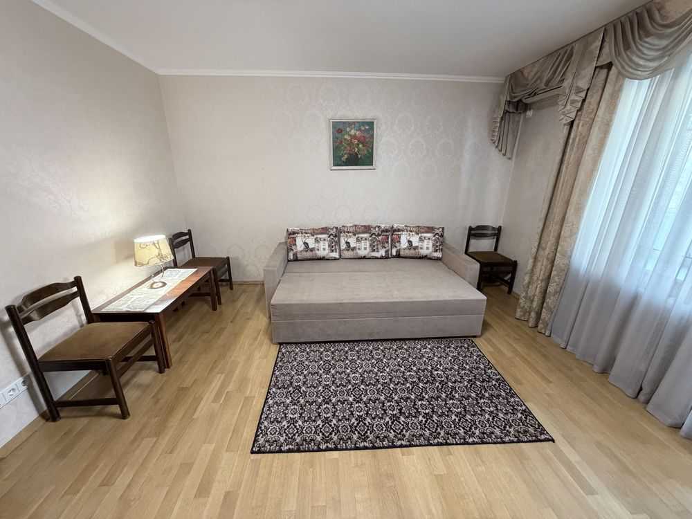 Оренда 3-кімнатної квартири 68 м², Вишгородська вул., 4А