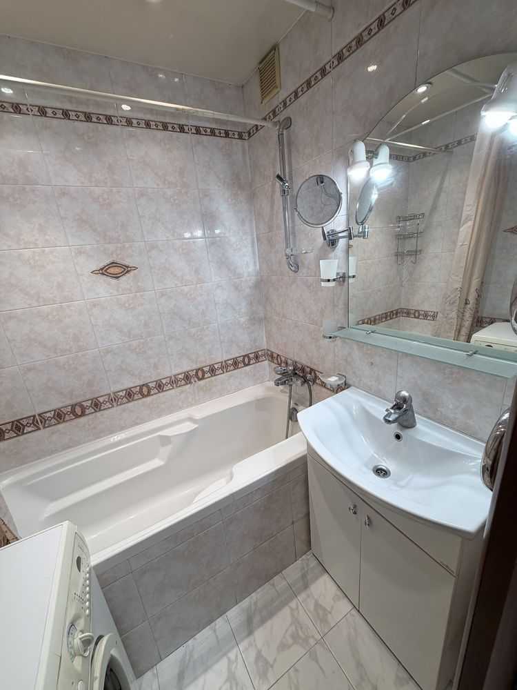 Оренда 3-кімнатної квартири 68 м², Вишгородська вул., 4А