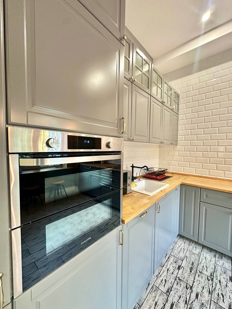 Продажа 3-комнатной квартиры 100 м², Мечникова ул.