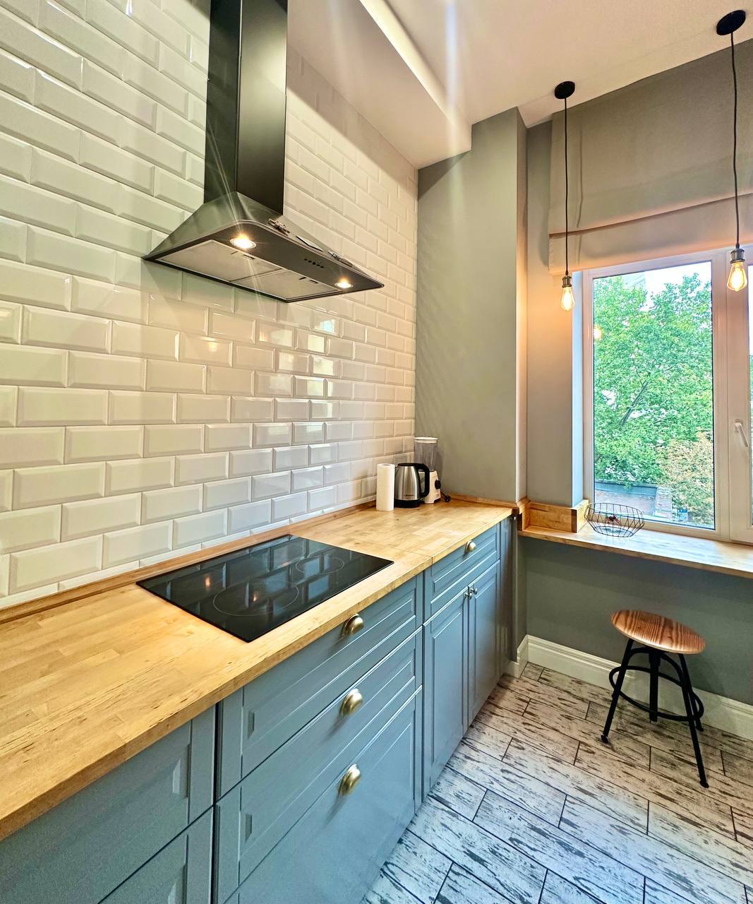 Продажа 3-комнатной квартиры 100 м², Мечникова ул.