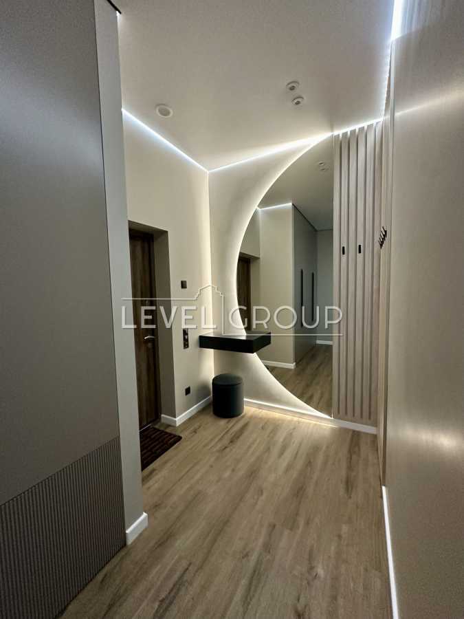 Продажа 2-комнатной квартиры 77 м², Никольско-Слободская ул., 3Б