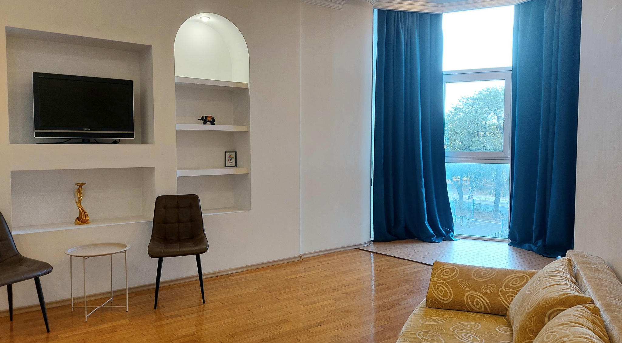 Оренда 3-кімнатної квартири 180 м², Гетьмана Сагайдачного, 5