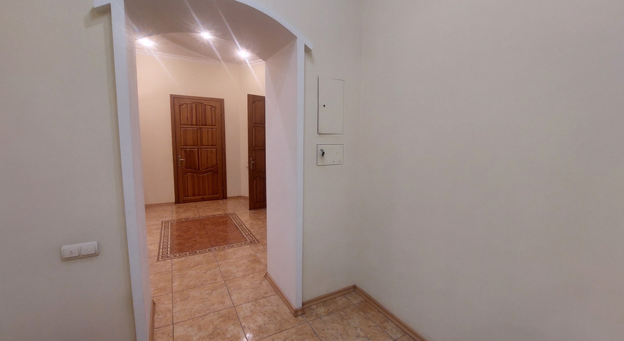 Оренда 3-кімнатної квартири 180 м², Гетьмана Сагайдачного, 5