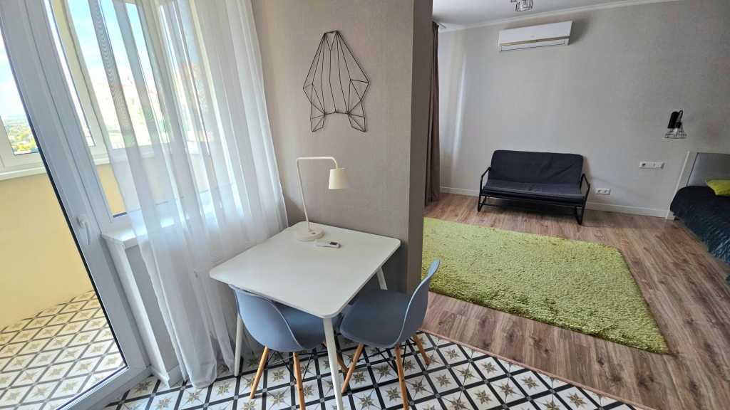 Продажа 1-комнатной квартиры 42 м², Андрея Аболмасова ул., 4а