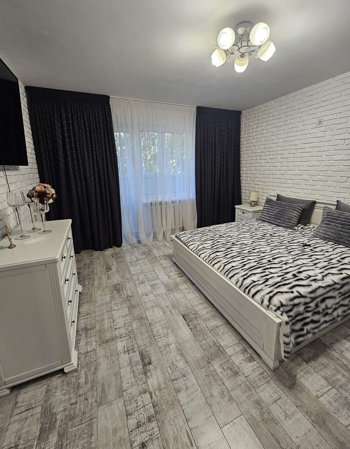Продажа 3-комнатной квартиры 75 м², Крымская ул., 82