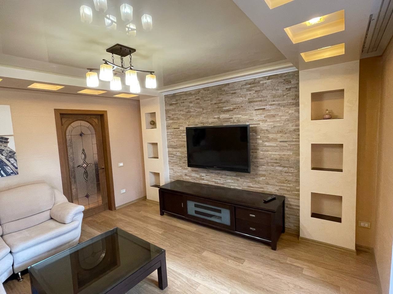 Продажа 3-комнатной квартиры 70 м², Невского Александра ул.