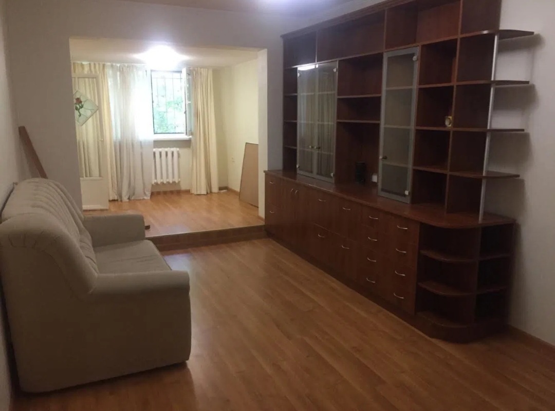 Продажа 3-комнатной квартиры 72 м², Академика Филатова ул.
