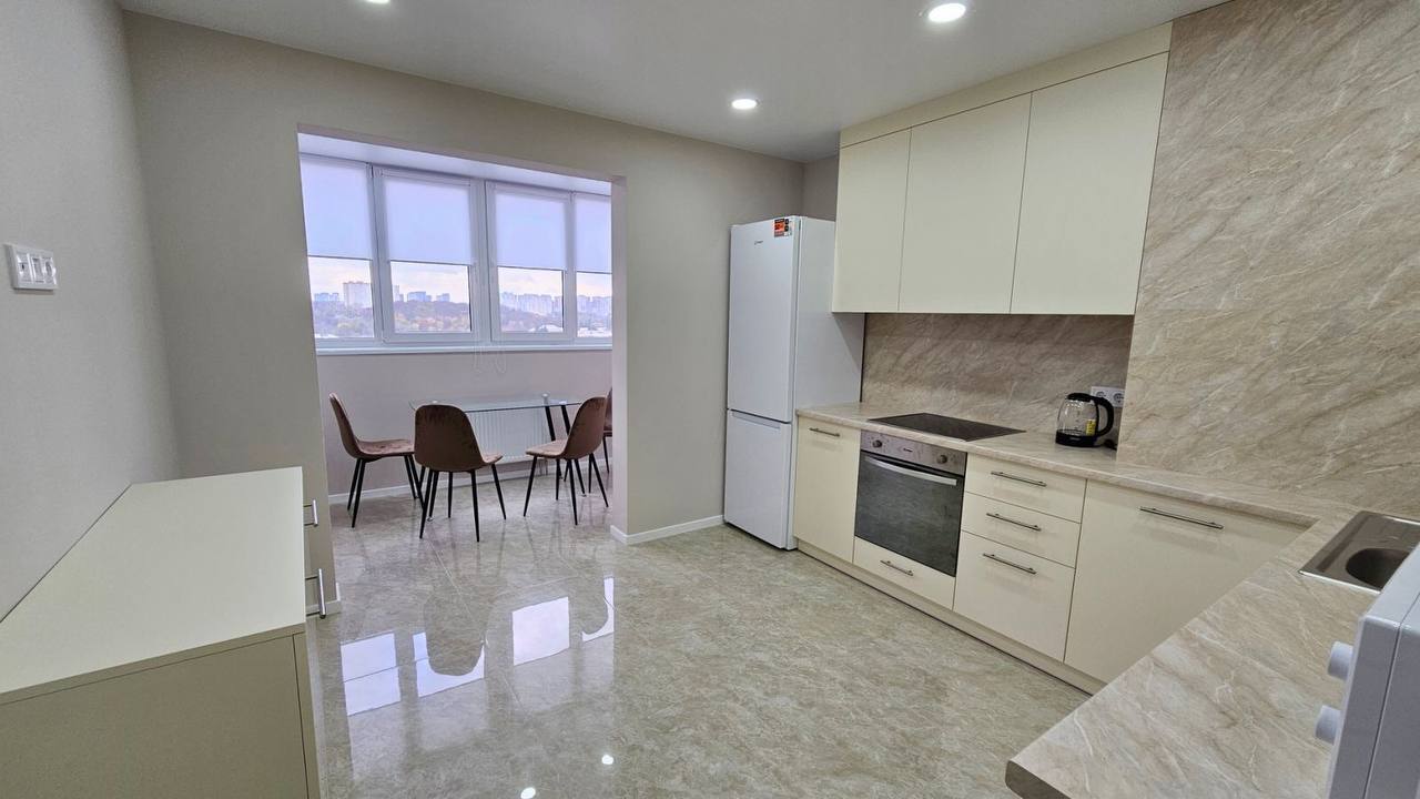 Аренда 2-комнатной квартиры 80 м², Балтийский пер.