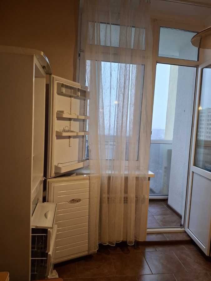 Оренда 1-кімнатної квартири 45 м², Гната Хоткевича вул., 8