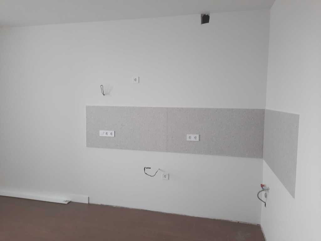 Продаж 1-кімнатної квартири 46.4 м², Мальовнича вул., 3