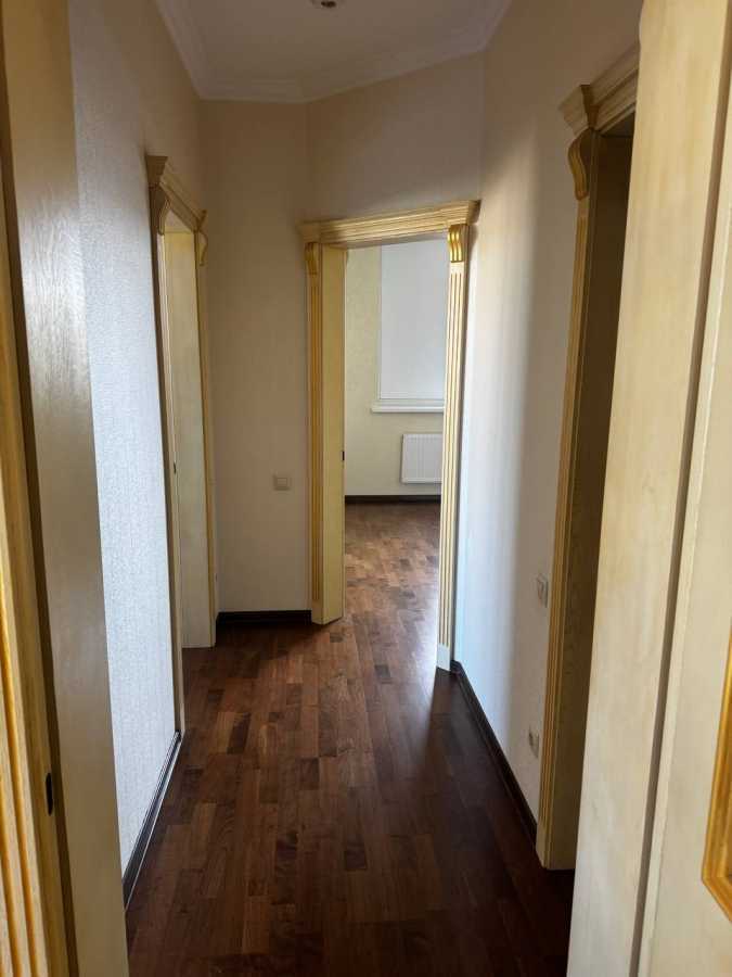 Оренда 3-кімнатної квартири 124 м², Василя Тютюнника вул., 37/1
