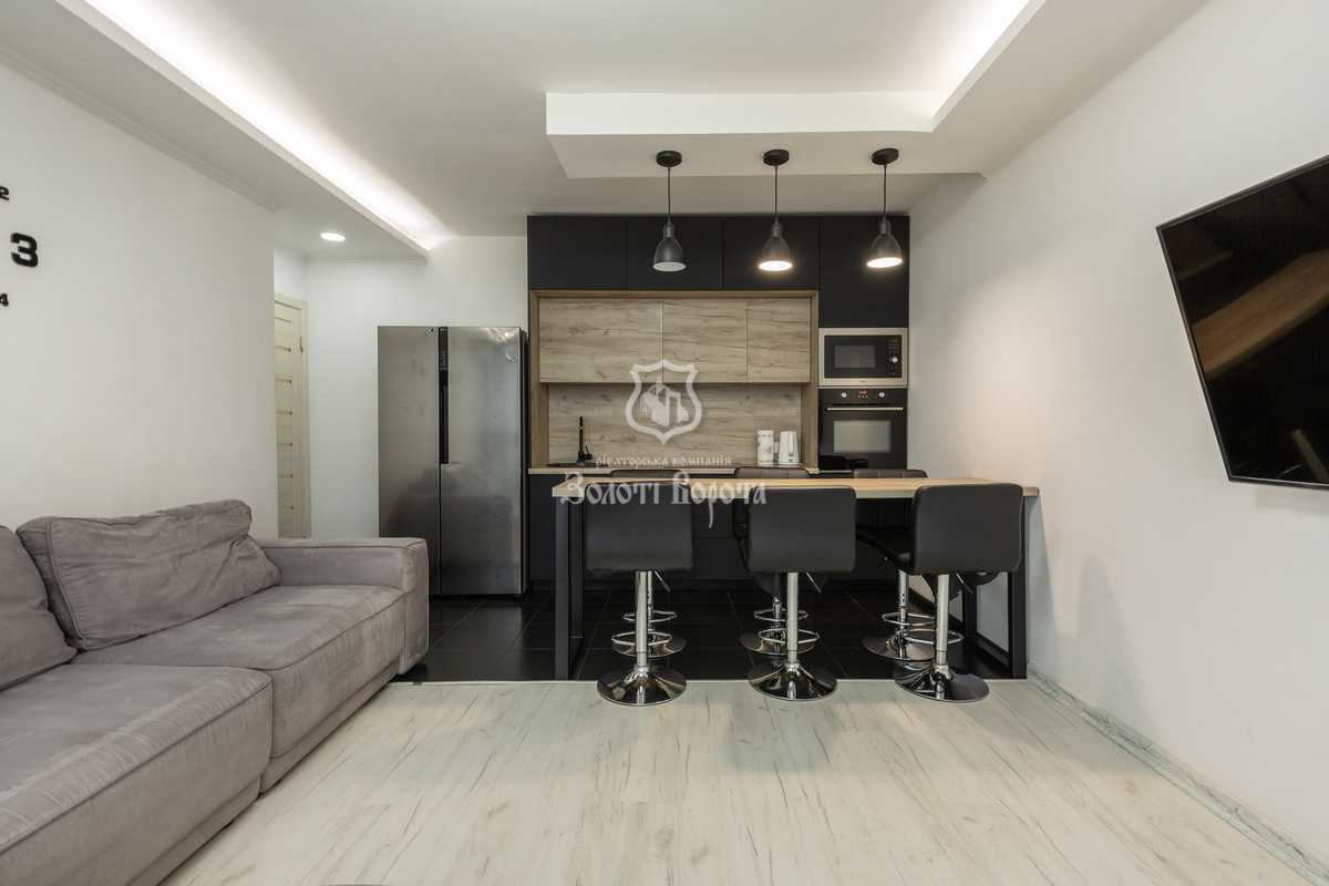 Продаж 3-кімнатної квартири 81.3 м², Правди просп., 41А