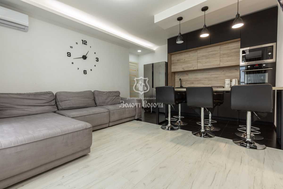 Продаж 3-кімнатної квартири 81.3 м², Правди просп., 41А