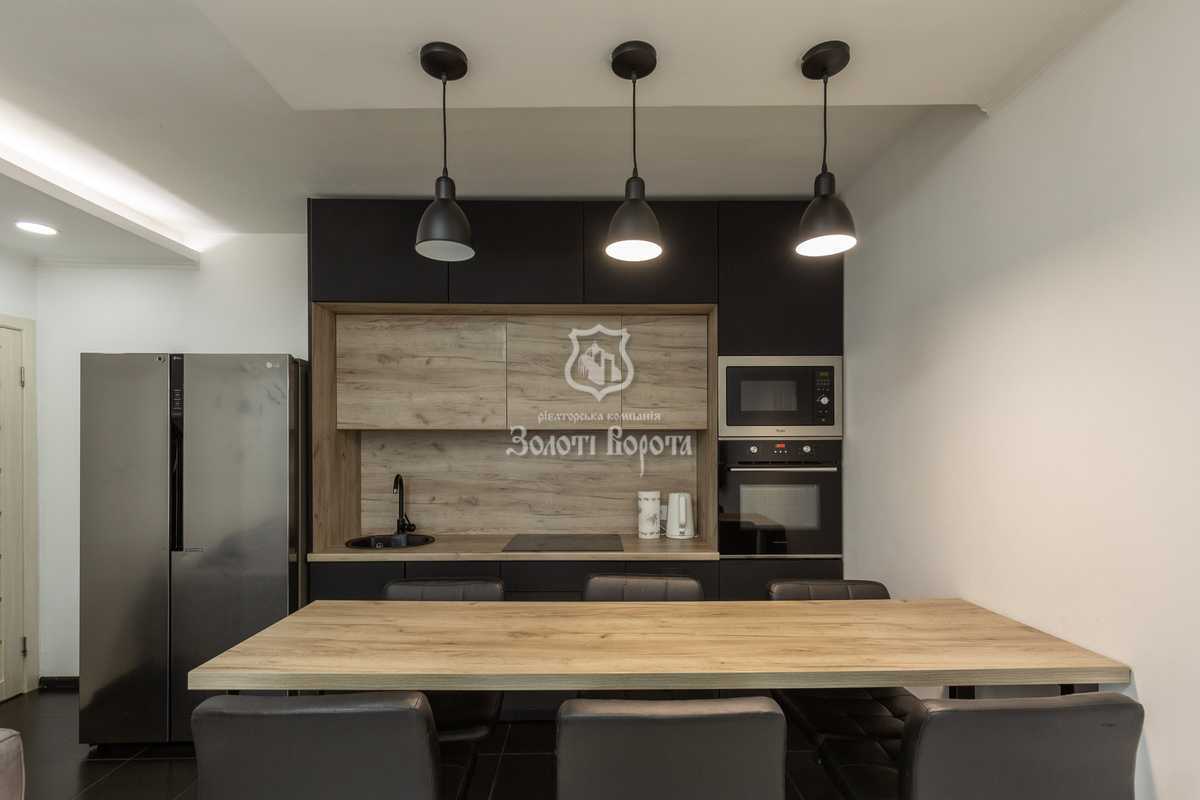 Продаж 3-кімнатної квартири 81.3 м², Правди просп., 41А