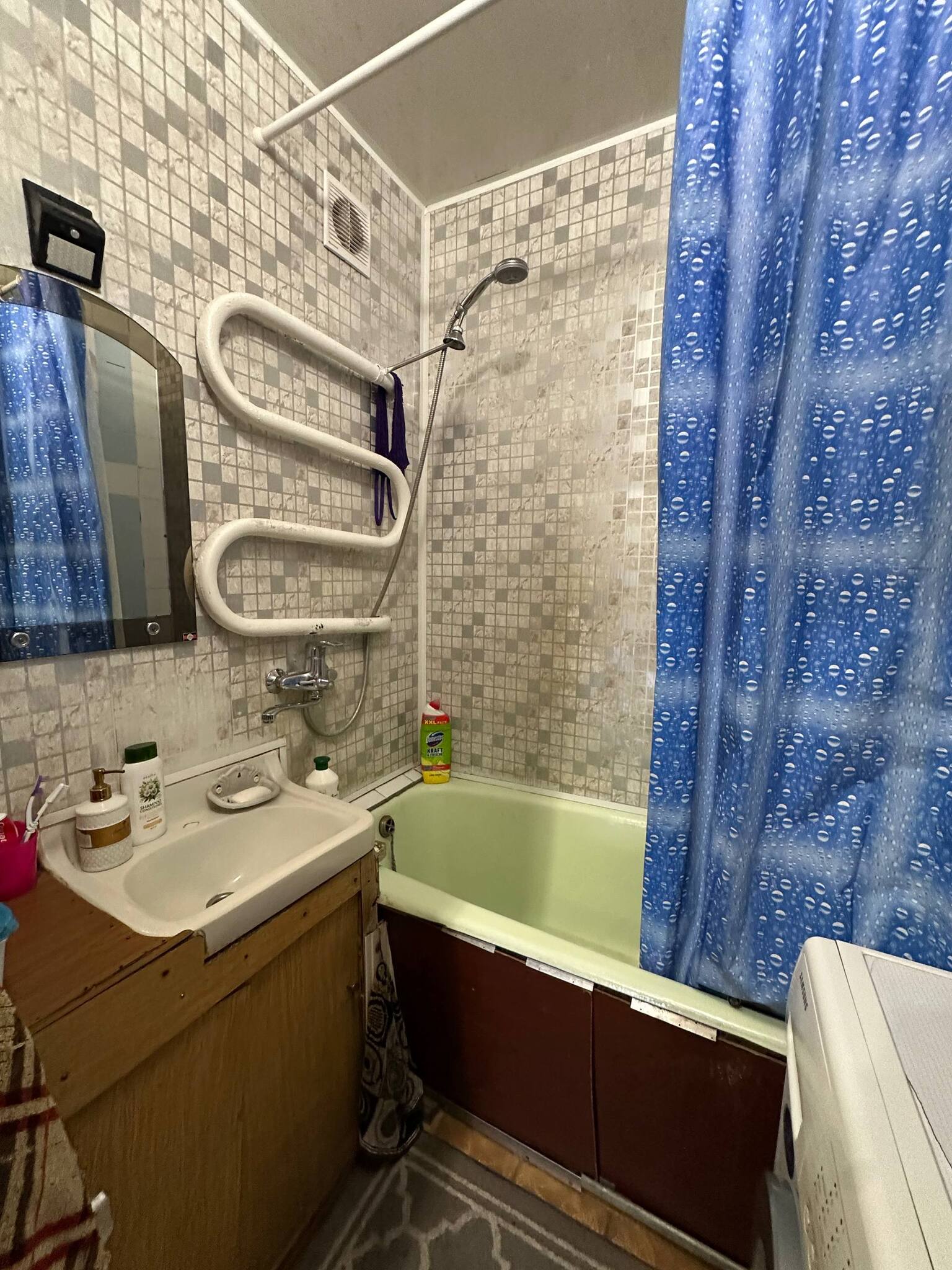 Продажа 3-комнатной квартиры 65 м², Запорожское шоссе