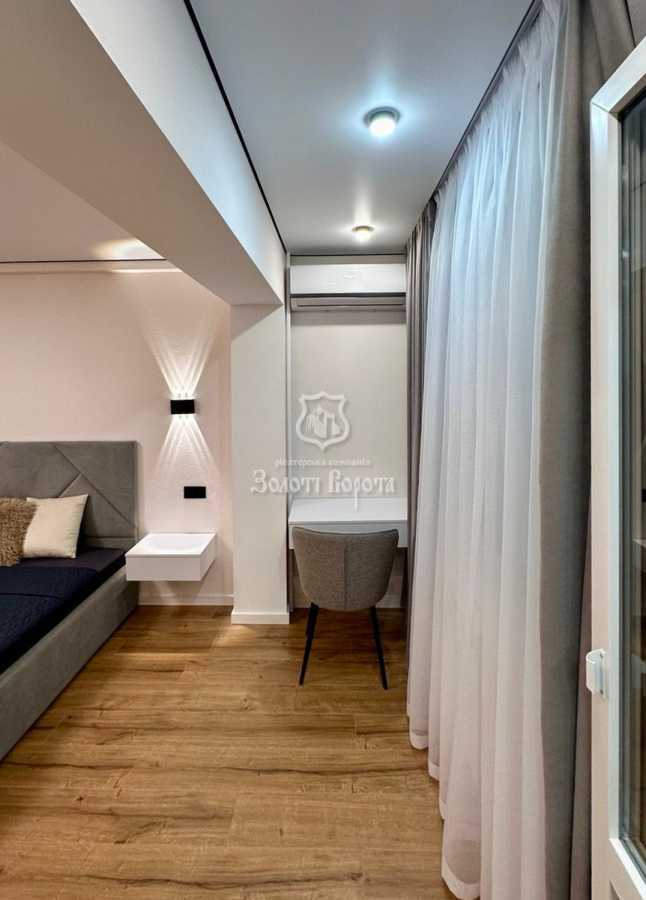 Продаж 1-кімнатної квартири 31.9 м², Берестейський, 19