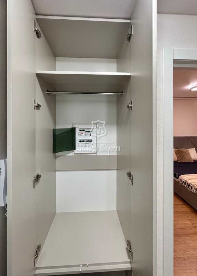 Продаж 1-кімнатної квартири 31.9 м², Берестейський, 19