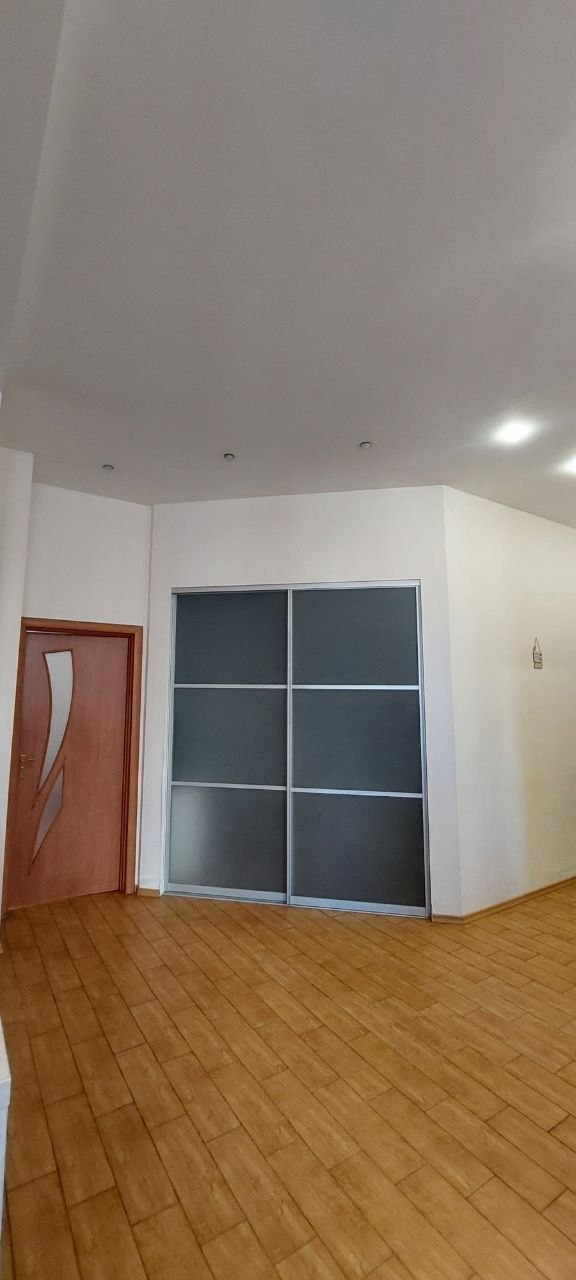 Оренда 1-кімнатної квартири 80 м², Генуэзская вул., 36