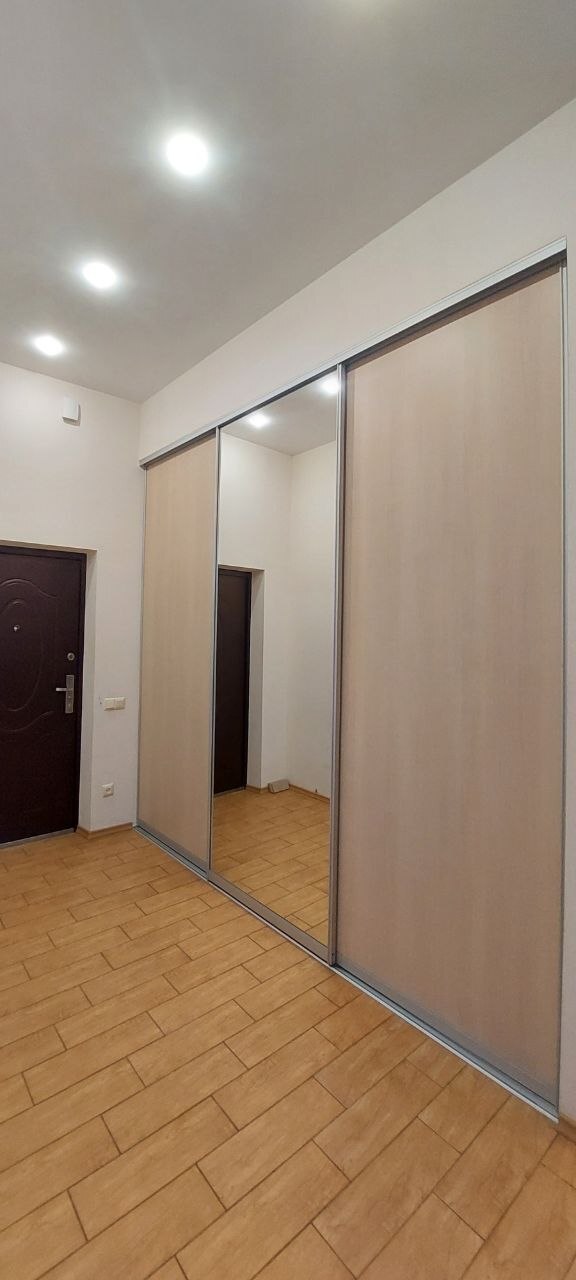 Оренда 1-кімнатної квартири 80 м², Генуэзская вул., 36