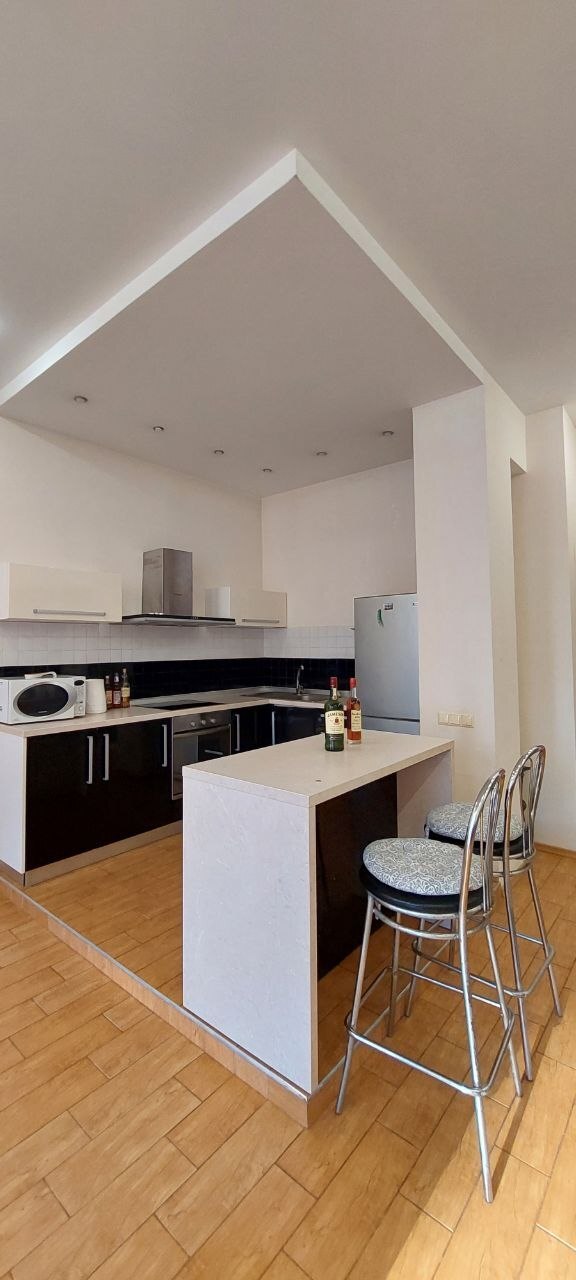Оренда 1-кімнатної квартири 80 м², Генуэзская вул., 36
