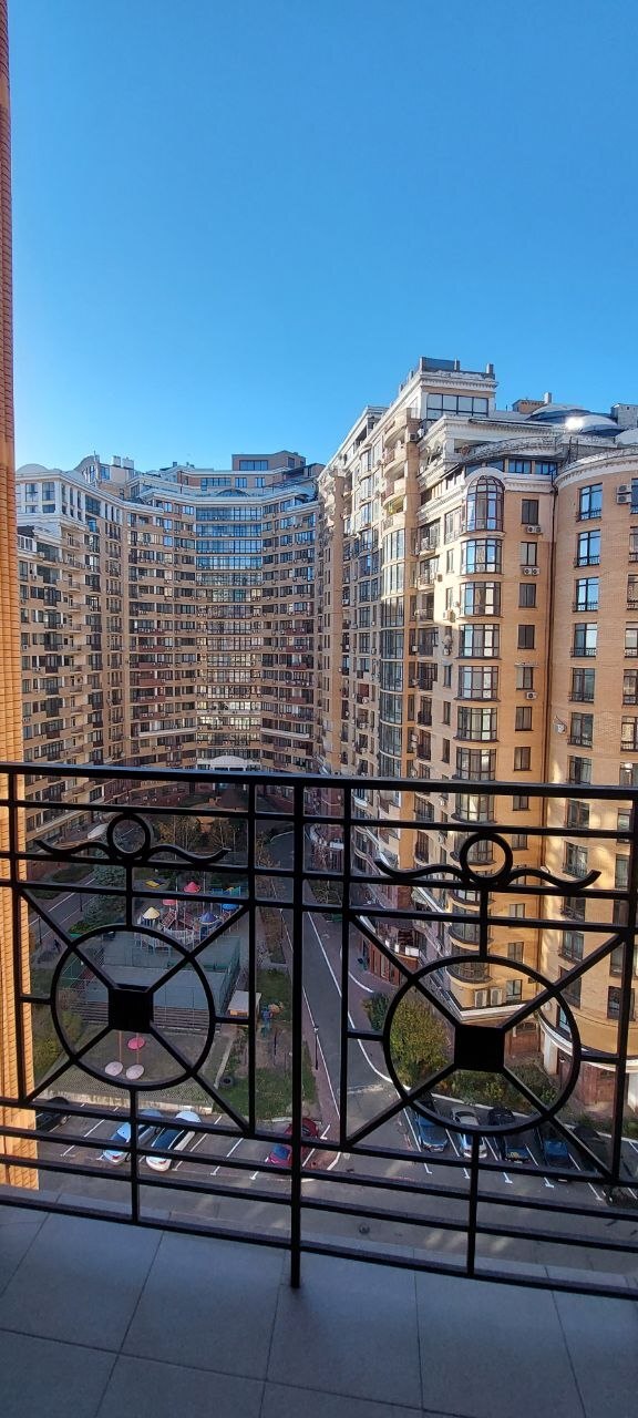 Оренда 1-кімнатної квартири 80 м², Генуэзская вул., 36